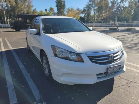 Used 2012 Honda Accord SE image 2