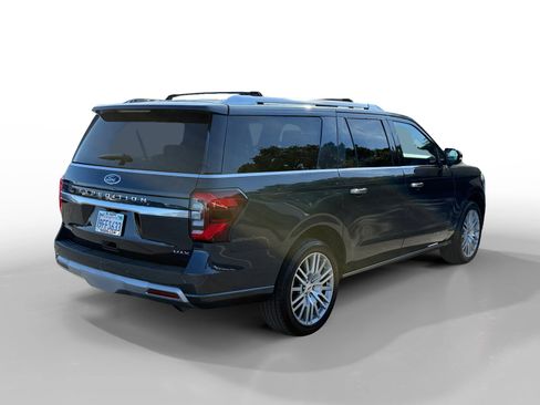 Used 2023 Ford Expedition Max Platinum AWD/4WD image 5