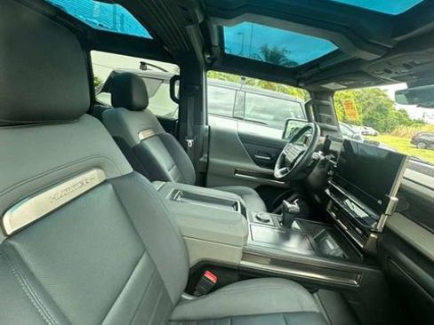 Used 2024 GMC Hummer EV 2X w/ LPO, Illumination Package AWD/4WD image 12
