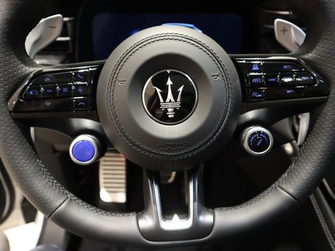 New 2026 Maserati Grecale Modena image 27