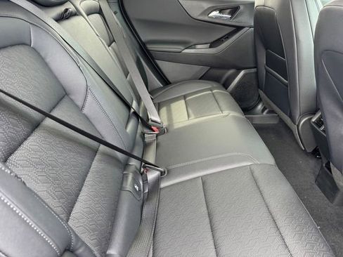 New 2026 Chevrolet Equinox LT w/ Convenience Package II image 8