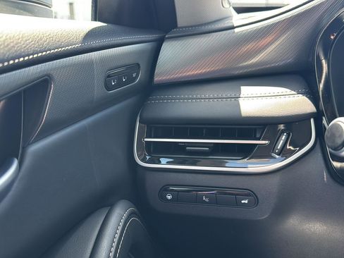 Certified 2024 INFINITI QX60 Luxe w/ Vision Package image 31