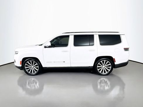 Used 2022 Jeep Grand Wagoneer Series II w/ Convenience Group III image 11
