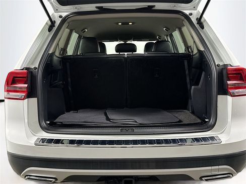 Used 2019 Volkswagen Atlas SE image 16