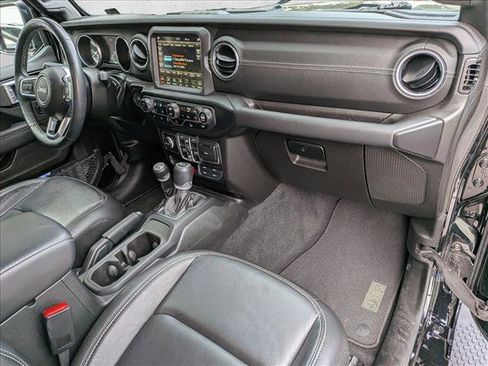 Used 2023 Jeep Wrangler Sahara w/ Cold Weather Group image 20