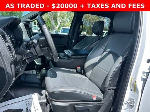 Used 2022 RAM 2500 Tradesman w/ Chrome Appearance Group RWD image 12