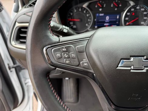 Used 2022 Chevrolet Equinox RS FWD image 17