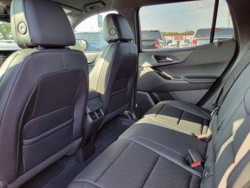 New 2027 Chevrolet Equinox LT w/ Convenience Package II AWD/4WD image 25