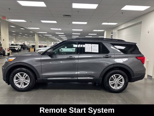 Used 2023 Ford Explorer XLT w/ Equipment Group 202A AWD/4WD image 4