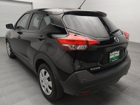 Used 2020 Nissan Kicks S FWD image 5