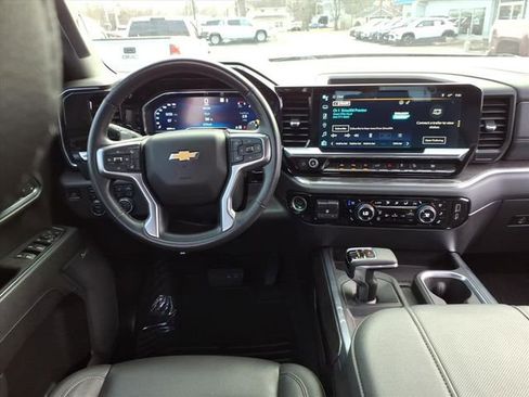 Used 2023 Chevrolet Silverado 1500 LTZ AWD/4WD image 23