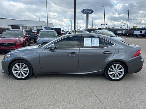 Used 2015 Lexus IS 250 image 4