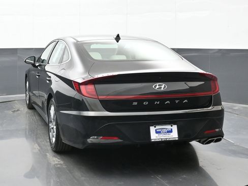 Used 2022 Hyundai Sonata SEL w/ Preferred Accessory Package image 7