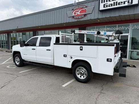 Used 2019 Chevrolet Silverado 2500 4x4 Crew Cab image 5