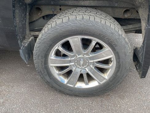 Certified 2015 Chevrolet Silverado 1500 High Country w/ High Country Premium Package image 21