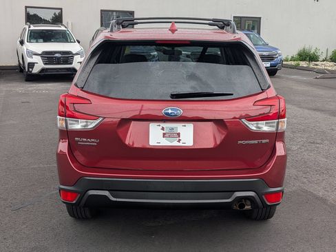 Used 2023 Subaru Forester Premium AWD/4WD image 8