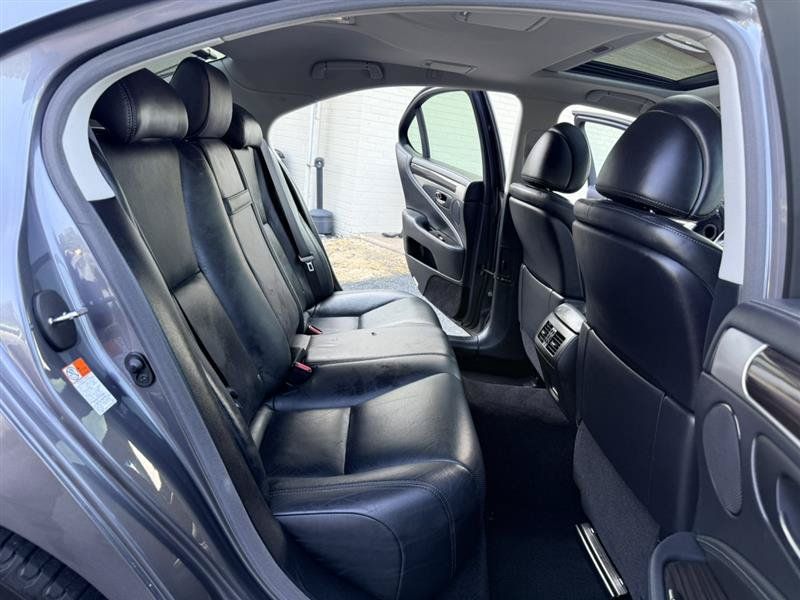 Used 2015 Lexus LS 460 AWD w/ Comfort Package image 18