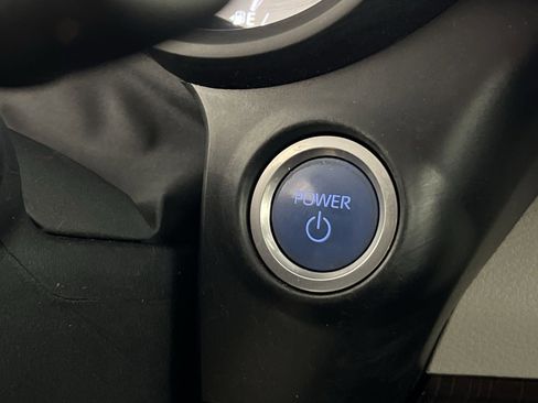 Used 2023 Toyota Sienna LE image 34