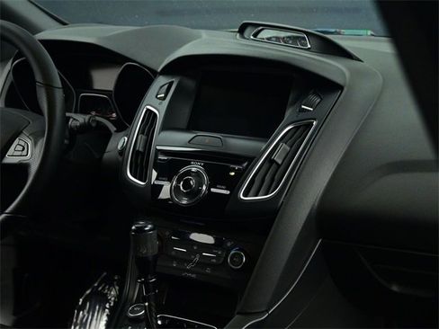 Used 2016 Ford Focus RS image 36