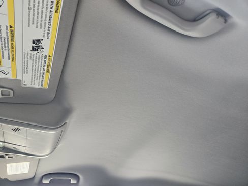 Used 2024 Chevrolet Equinox LS w/ Midnight Edition image 19