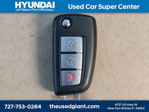 Used 2018 Nissan Rogue S AWD/4WD image 32
