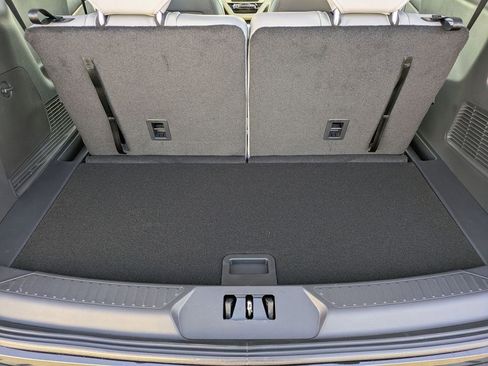 New 2026 Ford Explorer Active w/ Active Comfort Package image 7