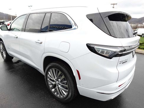 New 2026 Buick Enclave Avenir w/ Super Cruise Package AWD/4WD image 5