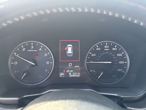 Certified 2024 Subaru Outback Touring XT AWD/4WD image 17