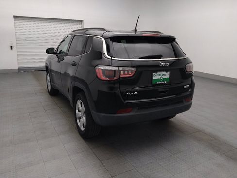 Used 2019 Jeep Compass Latitude w/ Popular Equipment Group AWD/4WD image 5