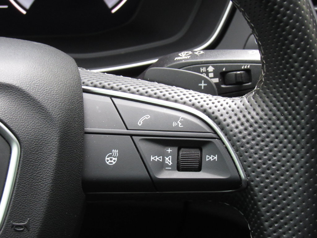 Used 2022 Audi SQ5 Premium Plus w/ Premium Plus Package AWD/4WD image 26