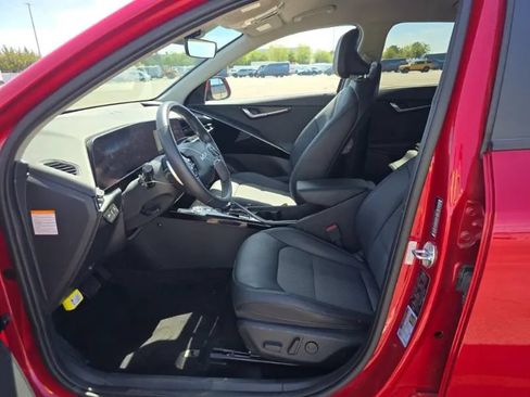 Used 2023 Kia Niro Wind w/ Wind Preserve Package FWD image 9