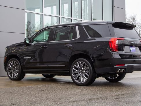 Used 2025 GMC Yukon Denali Ultimate image 8