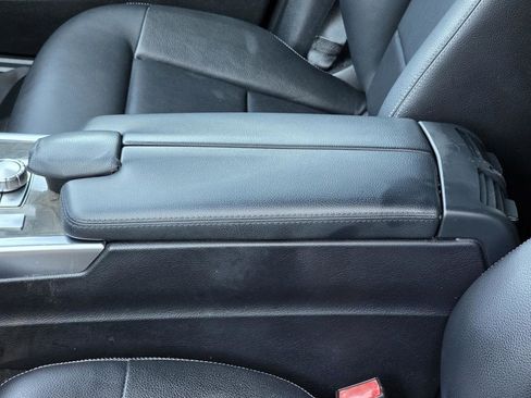 Used 2014 Mercedes-Benz E 350 Sedan w/ Premium 1 Package image 8