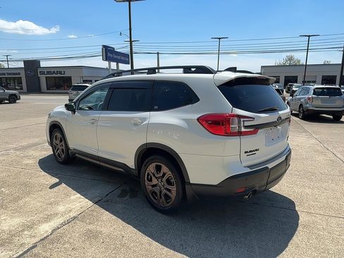 Certified 2025 Subaru Ascent Bronze Edition AWD/4WD image 6
