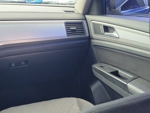 Used 2021 Volkswagen Atlas S FWD image 4