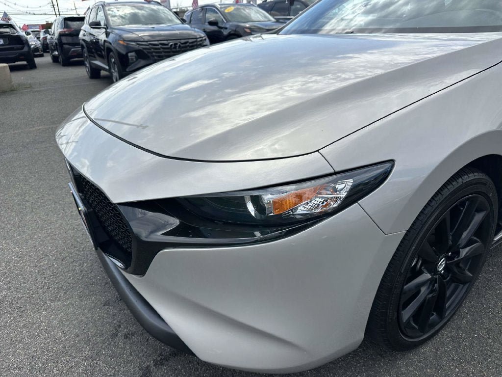 Used 2024 MAZDA MAZDA3 s FWD image 8