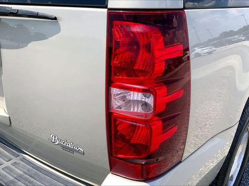 Used 2013 Chevrolet Tahoe LT RWD image 30