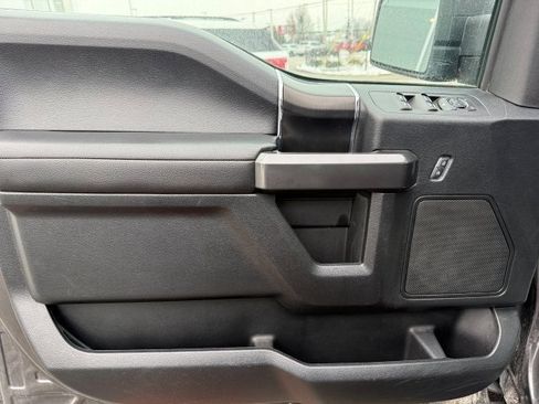 Used 2019 Ford F150 XLT w/ Equipment Group 302A Luxury image 12