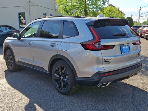 Used 2026 Honda CR-V Sport Touring image 4