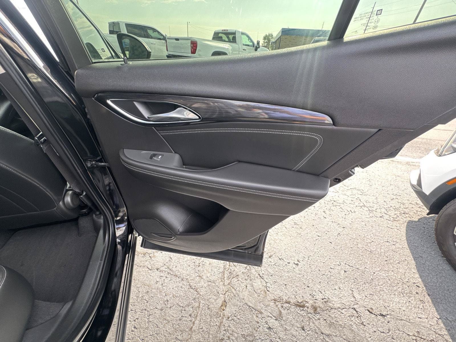 Used 2023 Buick Envision Preferred FWD image 16