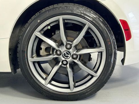 Used 2023 MAZDA MX-5 Miata Grand Touring w/ Weather Package image 35