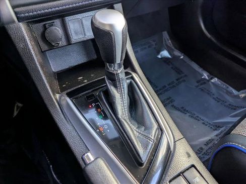 Used 2018 Toyota Corolla SE image 12
