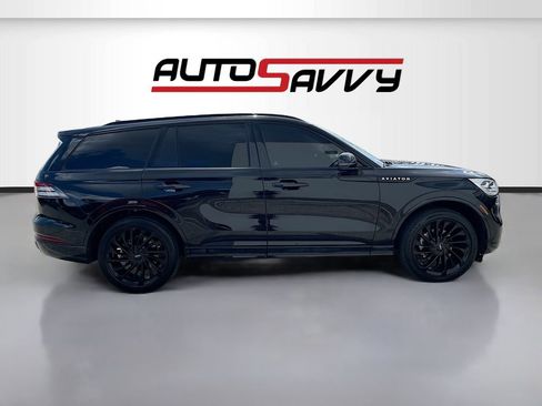 Used 2023 Lincoln Aviator Reserve w/ Equipment Group 201A AWD/4WD image 8