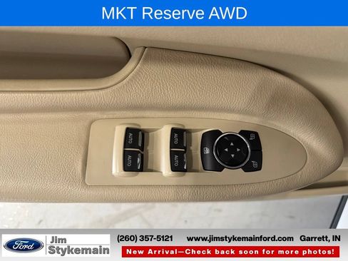 Used 2018 Lincoln MKT AWD w/ Technology Package image 16
