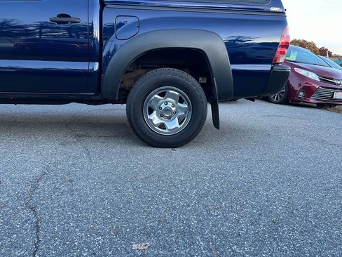 Used 2012 Toyota Tacoma 4x4 Double Cab image 29