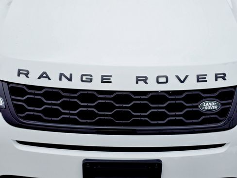Used 2023 Land Rover Range Rover Evoque S image 9