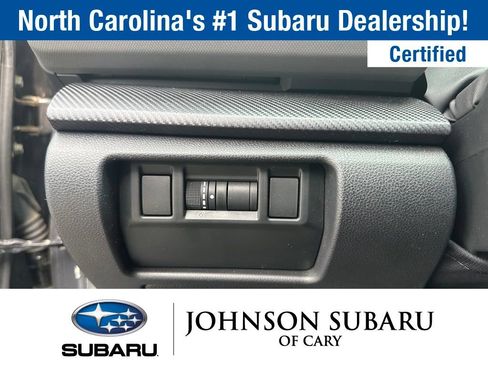 Used 2024 Subaru Crosstrek 2.5i Limited AWD/4WD image 17