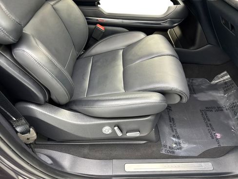 Used 2025 Lincoln Navigator Reserve AWD/4WD image 48