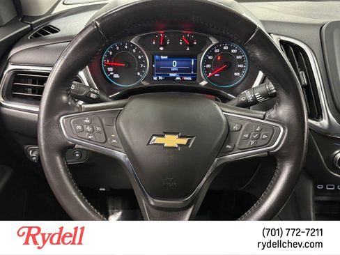 Used 2020 Chevrolet Equinox LT w/ Driver Convenience Package image 13