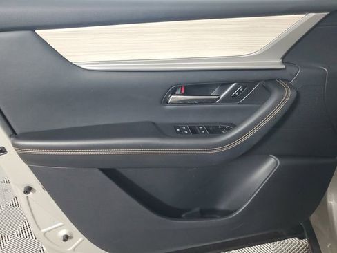 Certified 2024 MAZDA CX-90 Plug-In Hybrid w/ Preferred AWD/4WD image 17